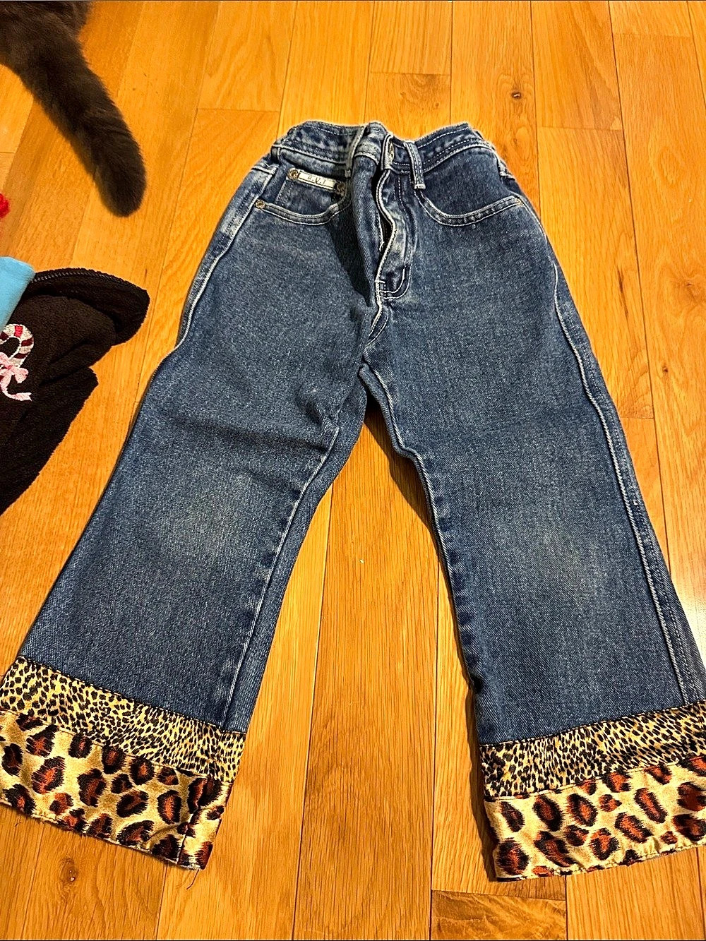 RVT Girls Leopard Cuff Jeans Size 4